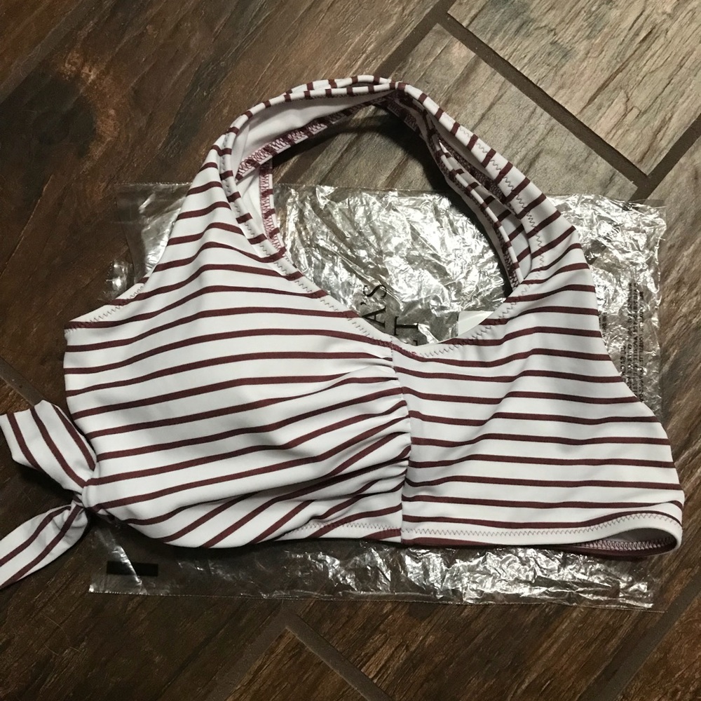 VS ( PINK ) FRONT TIE CROP 💥SOLD NOT FOR SALE💥 - Picture 7 of 8